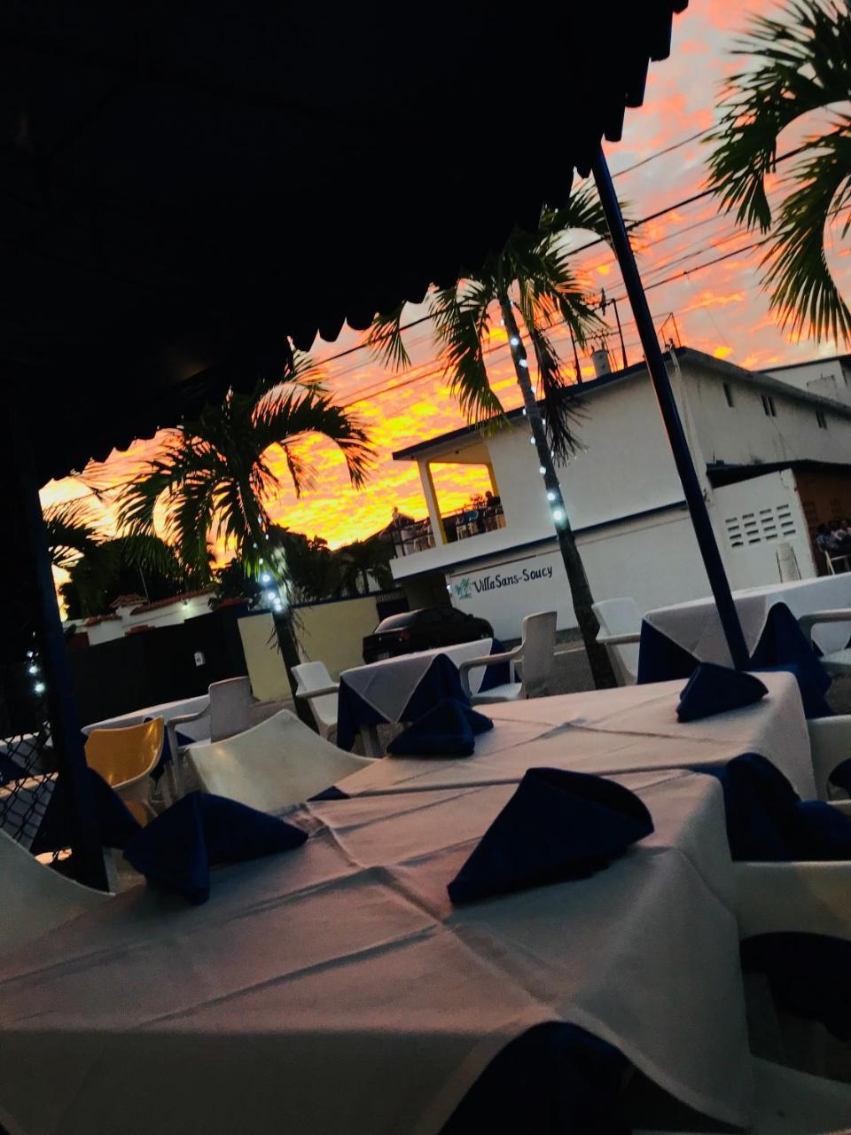 Hotel Restaurante Thomas โบกา ชิกา ภายนอก รูปภาพ